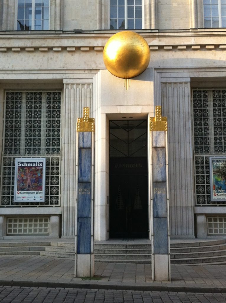 Art déco building