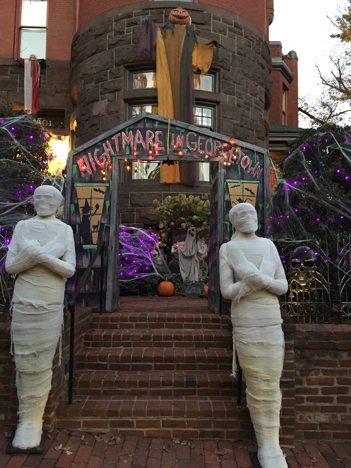 Halloween decorations in Georgetown