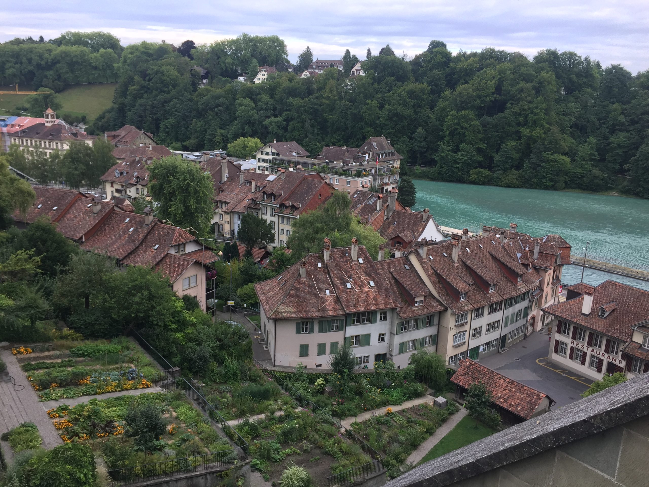 River Aare and the cute houses next to it seen from Münsterplattform