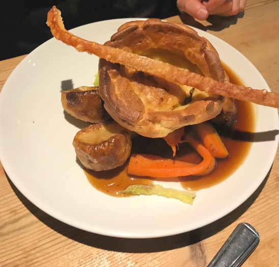 Chicken, bacon and mushroom pie at Woodstock Arms