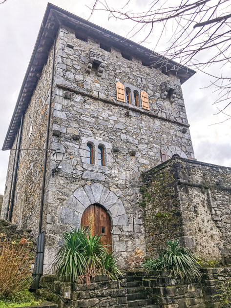 A noble tower in Lesaka