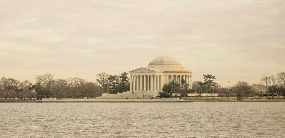 The Jefferson Memorial is beautifully located on the Tidal Basin