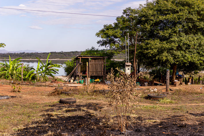 A shack on the lake shore