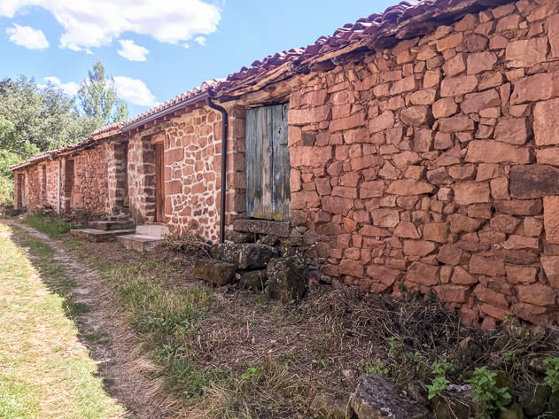 Stone constructions in Castrovido