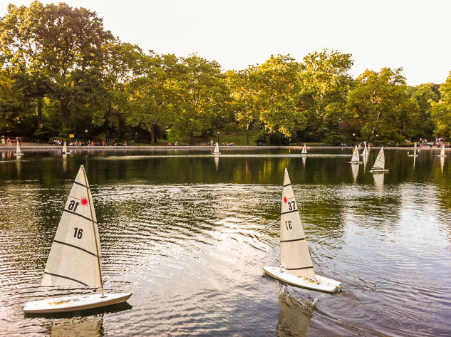 How cute are these remote-controlled boats in Central Park?