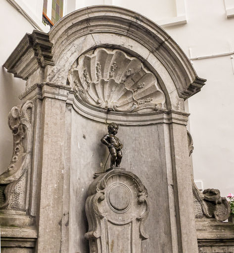 Visiting Manneken Pis is a tradition when visiting the Belgian capital
