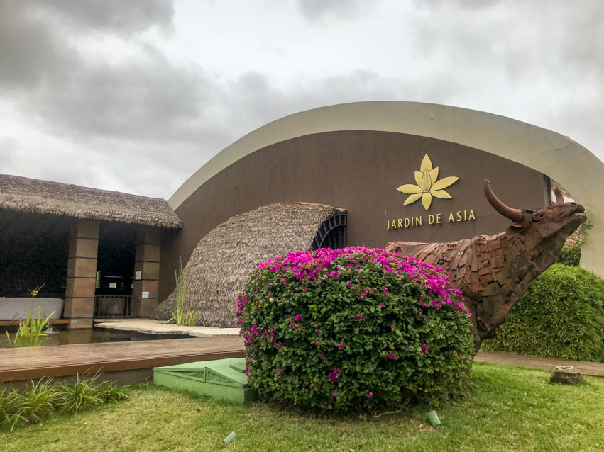 Jardín de Asia is a restaurant within the premises of Los Tajibos hotel in Santa Cruz de la Sierra (Bolivia)