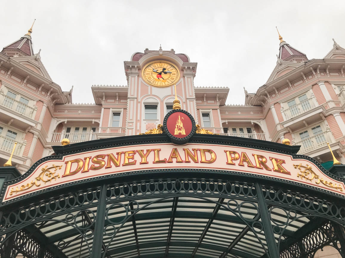 15 Essential Tips for Disneyland Paris Planning - Destination