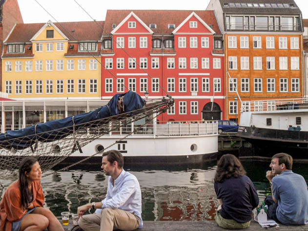 People chatting in Nyhavn