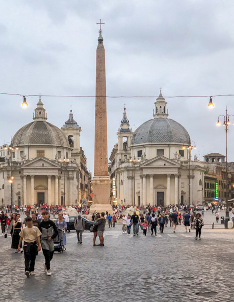 The symmetrical Piazza del Popolo