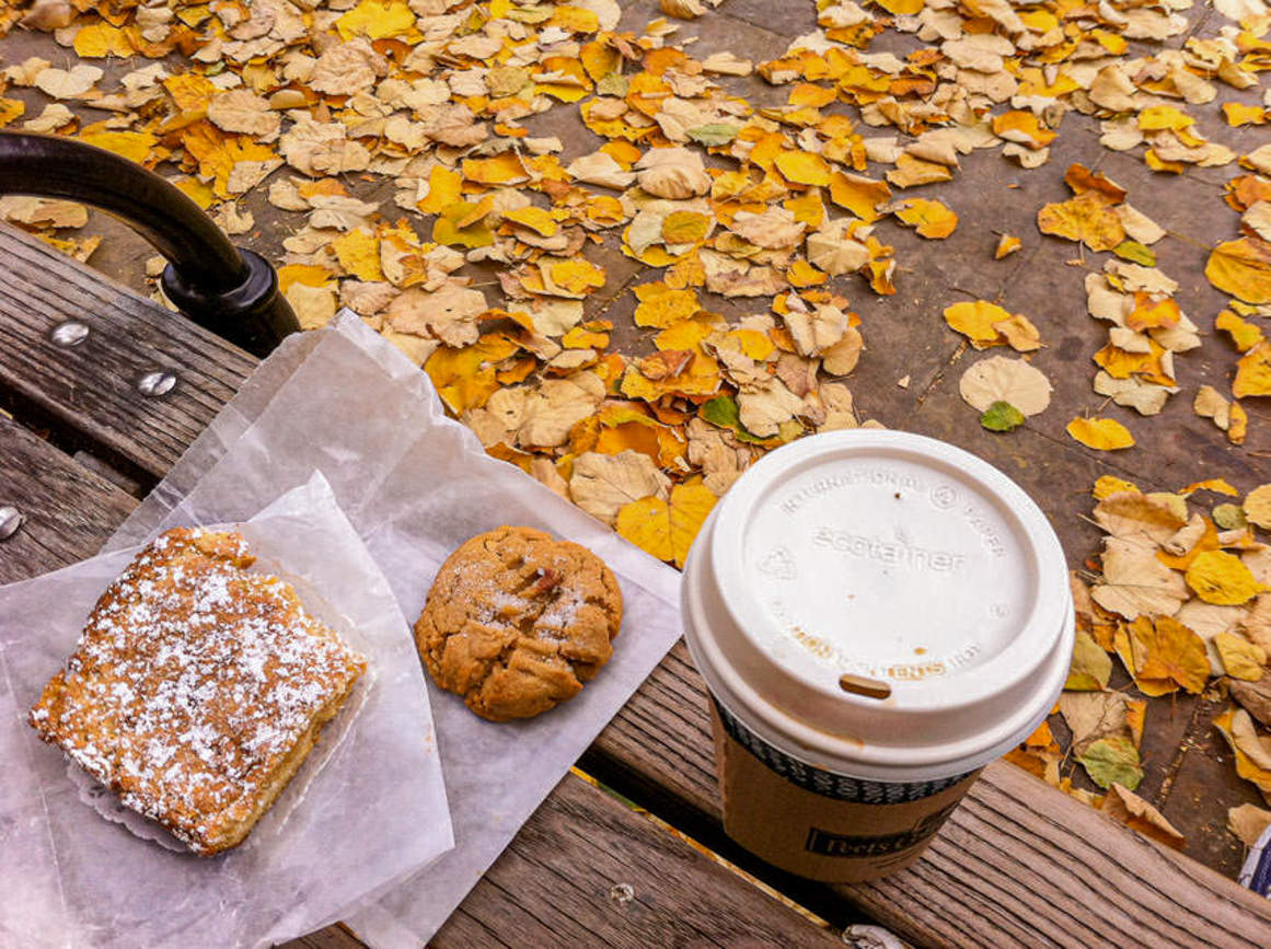 Enjoying a chill fall breakfast in New York City with sweet goodies from Magnolia Bakery