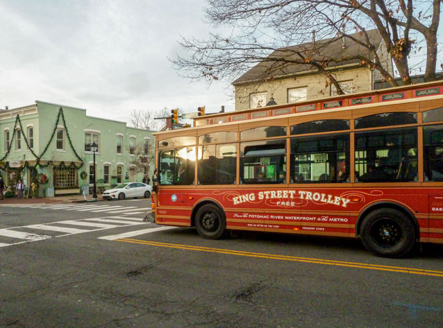 The free vintage trolley running along King St is the easiest way to get around Alexandria