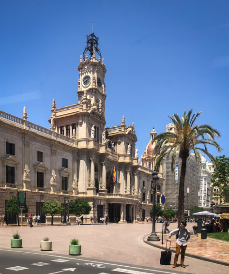 Plaza del Ayuntamiento is an iconic square in Valencia