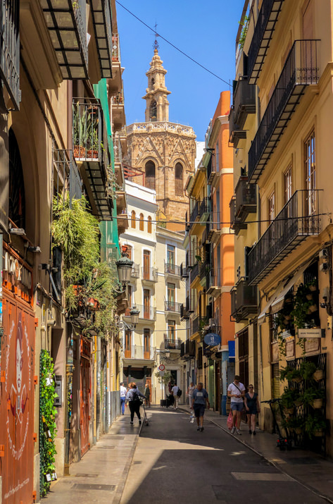 The iconic Micalet of the Valencia Cathedral in the background