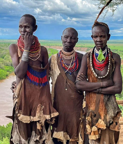 Men from the Kara tribe