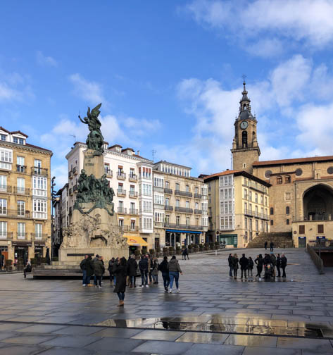 Plaza de la Virgen Blanca (Vitoria)