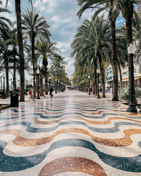 Explanada de España is Alicante´s most iconic promenade (credit: photo by Victoria Nezh on Unsplash)