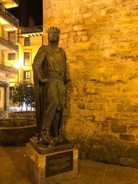 The statue of Ramiro I by the Clock Tower