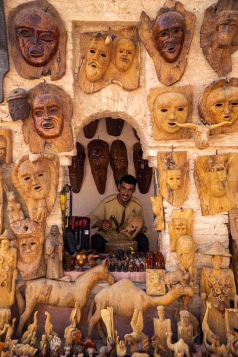You can find various artisan workshops in Medina Polizzi